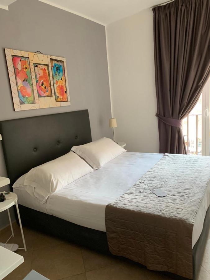 阿蒂斯巴贝里尼套房旅馆 罗马 外观 照片